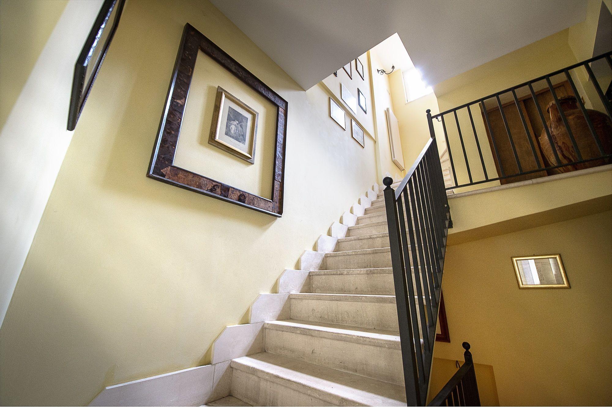 S.Andrea Degli Armeni Dimora Di Charme Bed & Breakfast ตารันโต ภายนอก รูปภาพ