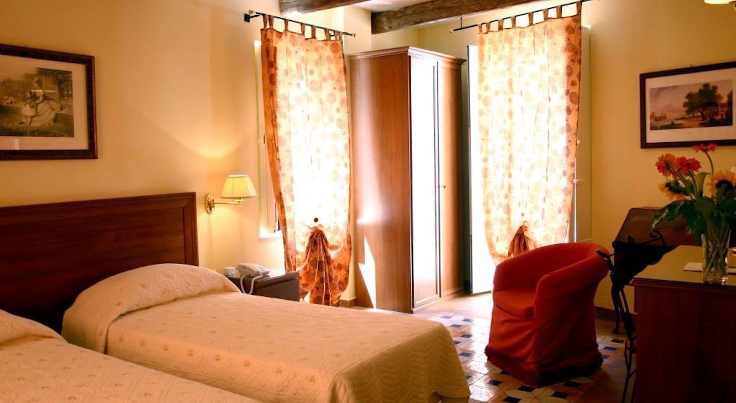 S.Andrea Degli Armeni Dimora Di Charme Bed & Breakfast ตารันโต ภายนอก รูปภาพ