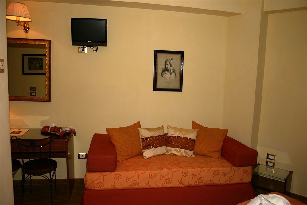S.Andrea Degli Armeni Dimora Di Charme Bed & Breakfast ตารันโต ภายนอก รูปภาพ